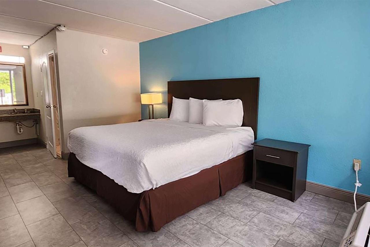 Travelodge By Wyndham Kingsland Ga Exterior foto